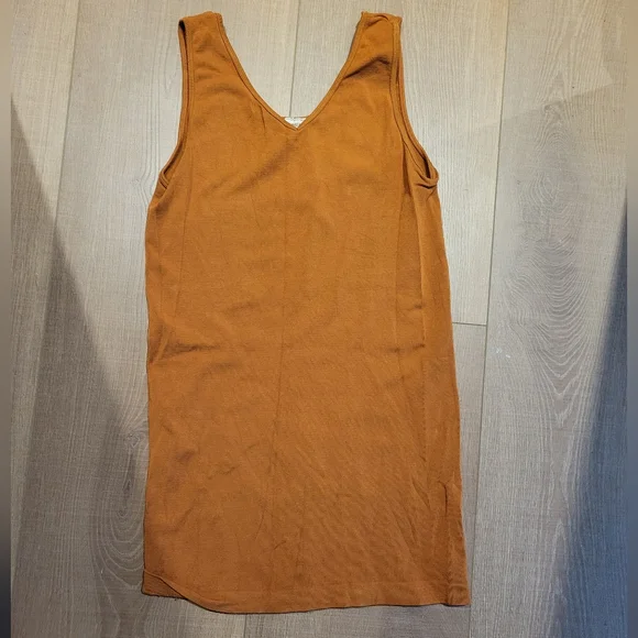 Tank top - Picture 1 of 4